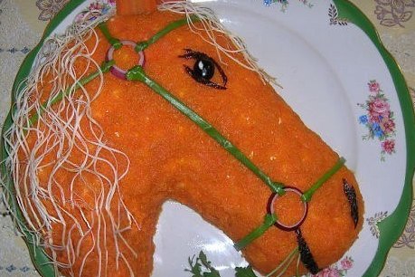 Салат рыжий конь