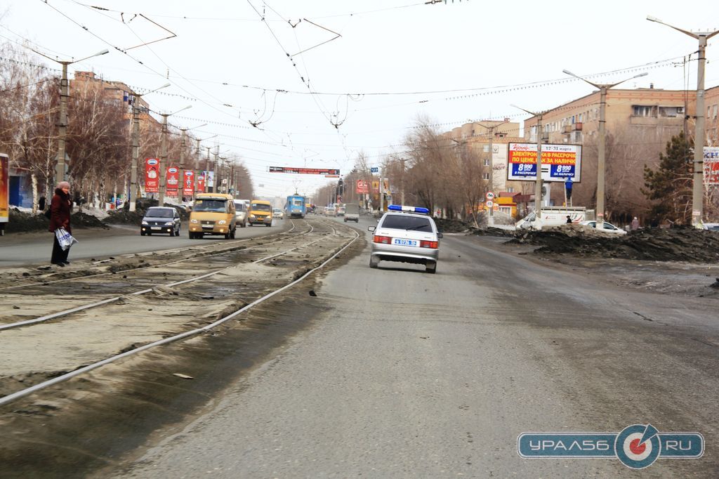 Проезжая часть на проспекте Ленина