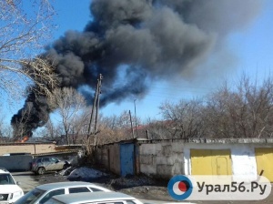 В Оренбурге горел один из цехов маслоэкстрационного завода
