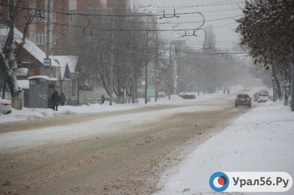 На Оренбургскую область надвигаются сильный снег и похолодание