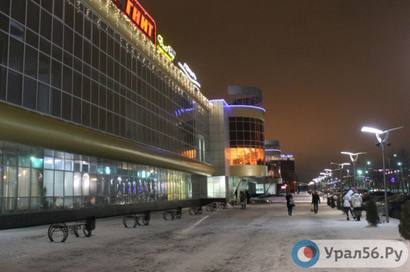 Как будут работать торговые центры, рынки и магазины Оренбурга в Новый год и на праздники? Опубликован график