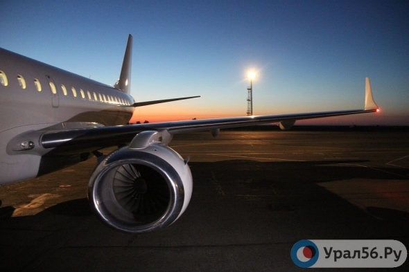 Из-за позднего прибытия самолета авиарейс Екатеринбург – Оренбург задержали почти на 6 часов