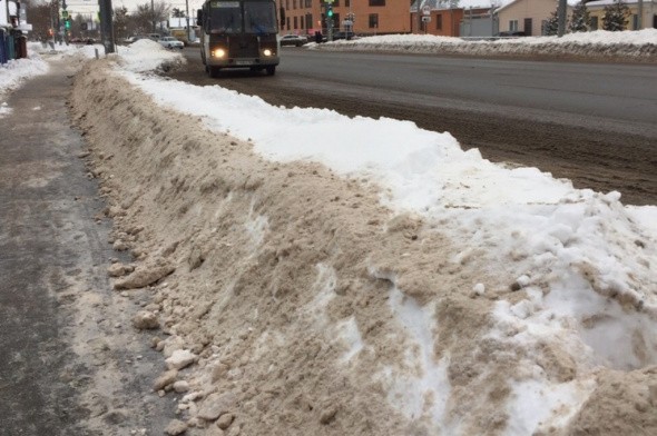 Прокуратура Оренбурга осталась недовольна уборкой снега на улицах города