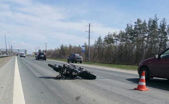 Под Оренбургом 26-летний мотоциклист насмерть сбил пешехода