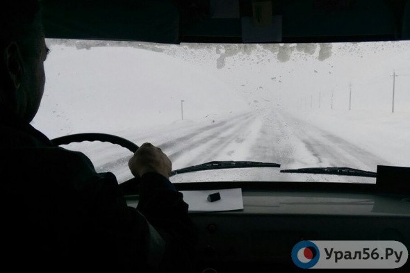 В Оренбургской области закрыли трассу на Казахстан