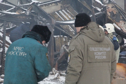 В Сургуте житель Оренбургской области пытался убить двух женщин и устроил пожар, пострадали 9 человек
