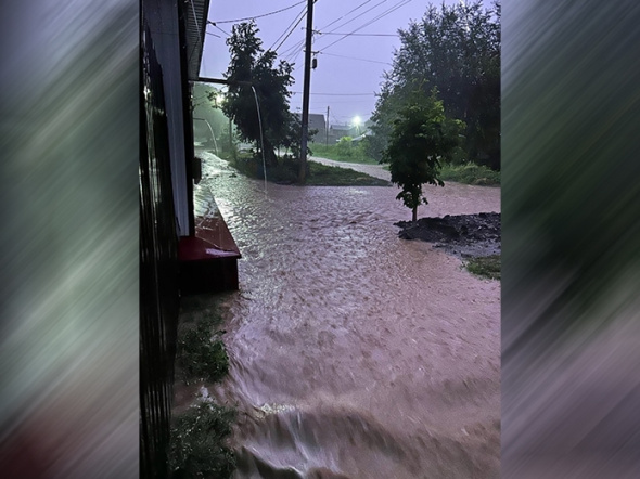 В Бугуруслане из-за проливных дождей ввели режим повышенной готовности