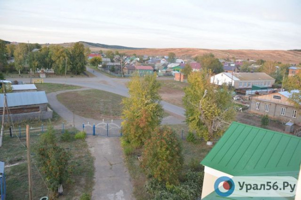 Жителям сел и поселков Оренбургской области повысят зарплату