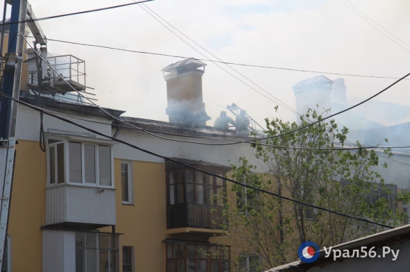Жители Оренбурга, чьи квартиры пострадали во время пожара в центре города, получат по 50 тысяч рублей на семью