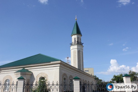 Мусульманам России запретили браки с представителями других религий