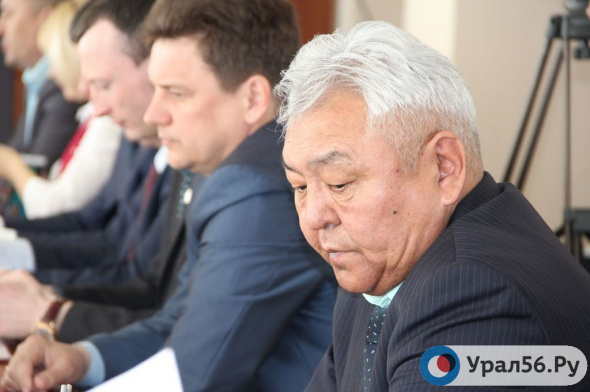 Нельзя еще 3 года: В Орске от предвыборной гонки отстранили еще одного кандидата в депутаты – Сагандыка Узакбаева