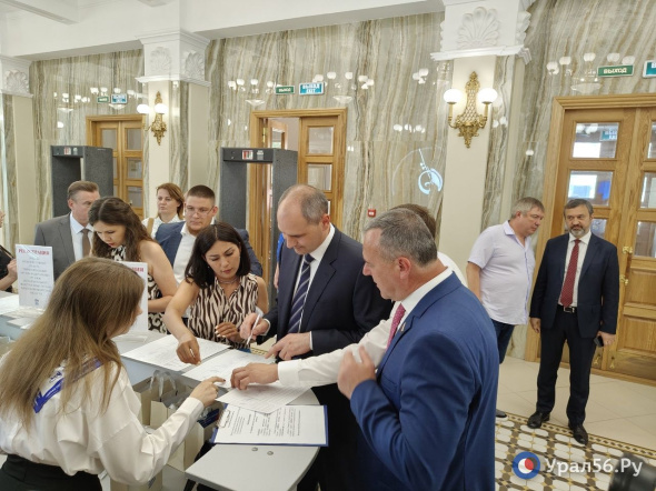Денис Паслер примет участие в выборах губернатора Оренбургской области 