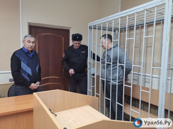 В Оренбурге арестовали членов ОПГ, которые обманули оренбуржцев на десятки миллионов рублей