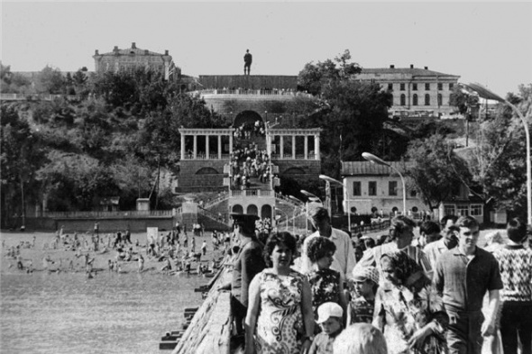 В сети появился сюжет программы «Время» об Оренбурге, показанный более 40 лет назад