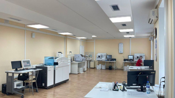 В Оренбурге отремонтировали лабораторию Детской городской больницы. Где в области еще будут проводиться работы?