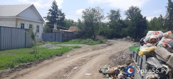 4 000 рублей за час работы: сколько стоит разобрать затопленный дом в Орске и вывезти мусор?