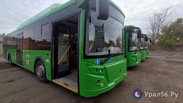 В Оренбурге на три дачных маршрута вышли новые зеленые автобусы 