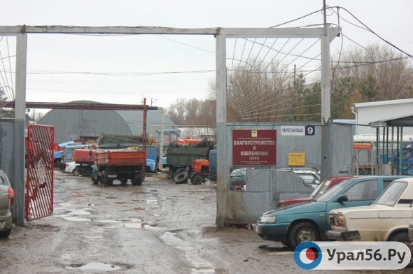 Владимир Ильиных уволил директора коммунальной компании из-за плохой уборки снега в Оренбурге