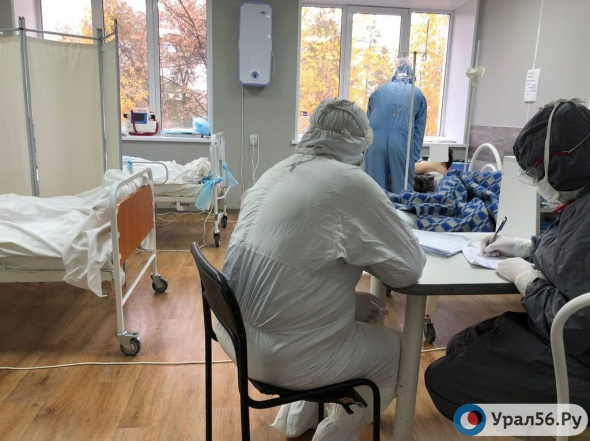 Коронавирус набирает обороты: в России зафиксировали новый максимум по заболеваниям с октября