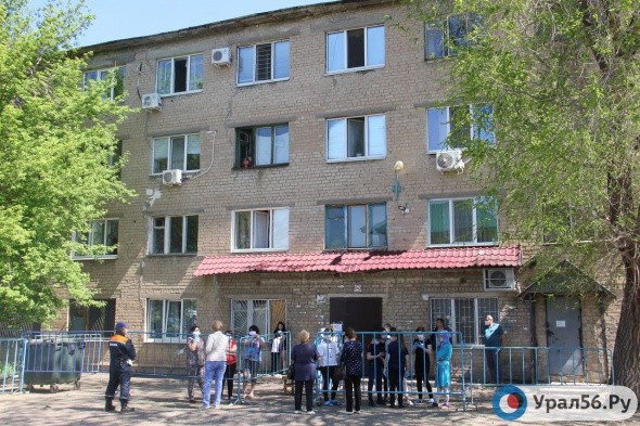 В Оренбурге частично сняли карантин с общежития на пр. Бр. Коростелевых