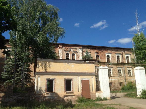 В Бугуруслане до 2026 года должны отреставрировать объект культурного наследия «Училище духовное» 