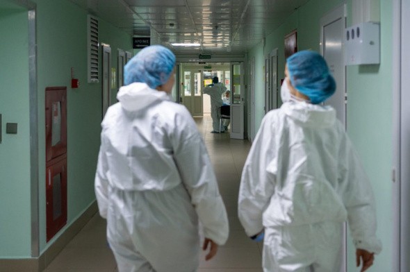 Более 97 млн руб выплатили медикам, которые лечат Covid-19, в Оренбургской области