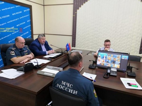 Ситуацию с частыми пожарами в Оренбургской области обсудили на заседании оперативного штаба