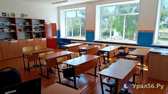 Средние зарплаты учителей, даже в сельских школах, в Оренбургской области обещают повысить до 45 400 рублей