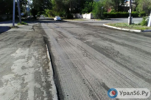 Автомобилисты Орска ждали 5 лет: участок по улице Станиславского отремонтируют до 1 октября