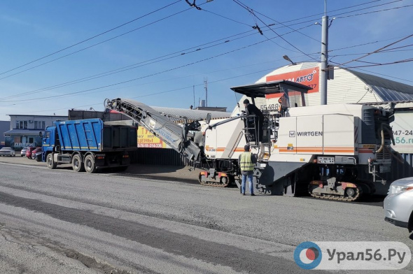 «Стыдно должно быть»: В Оренбурге Денис Паслер проконтролировал подготовку к ремонту дорог