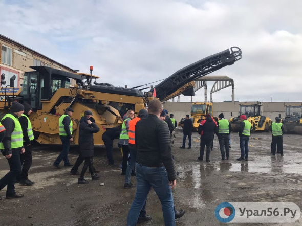 В Орске чиновников и подрядчиков учат правильно ремонтировать дороги и следить за их качеством