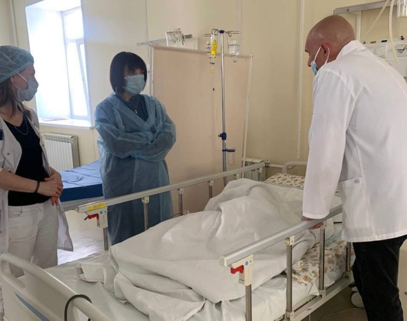 В больницах Оренбурга остаются 11 пациентов, пострадавших при падении карусели: два человека находятся в тяжелом состоянии