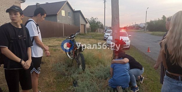 В Новотроицке в ДТП погиб подросток на питбайке